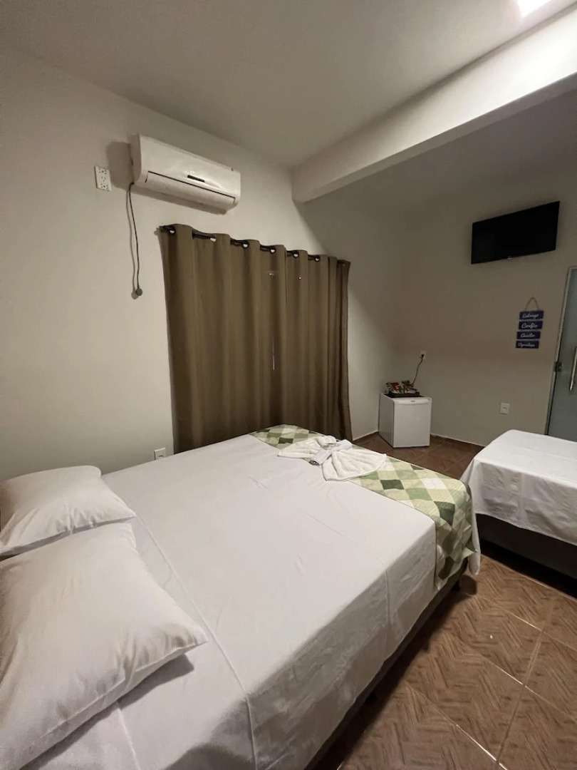 Hotel Paraiso - Fácil acesso as faculdades e FarmShow