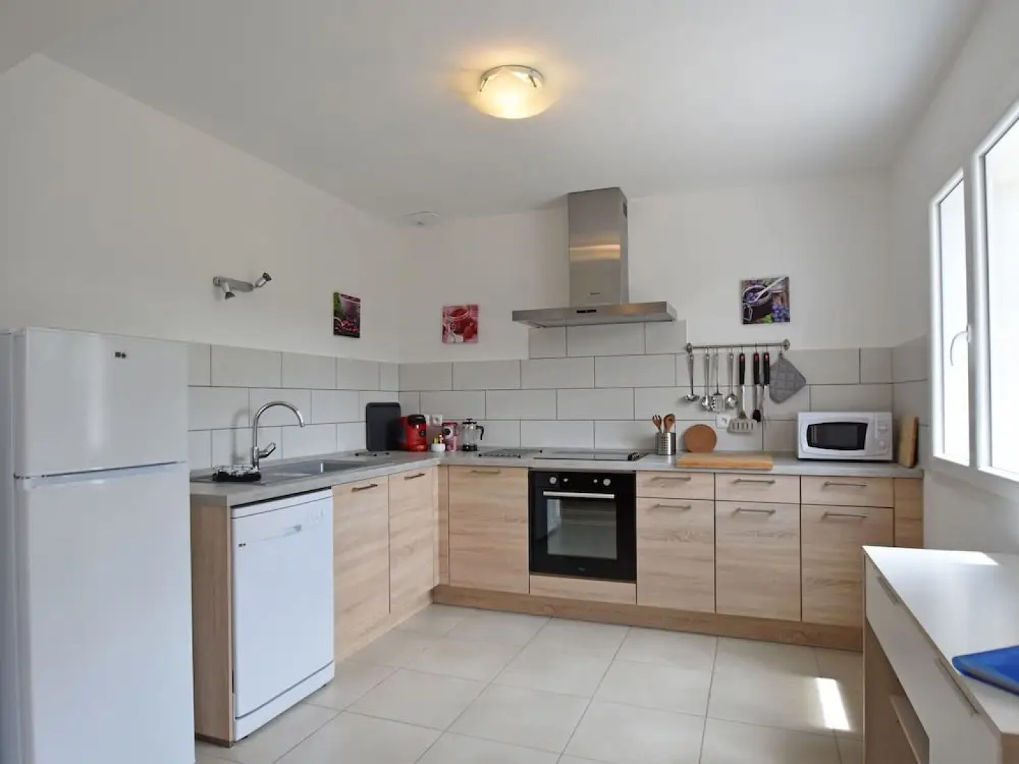 Villa With Guest House, 2 Swimming Pools, and Wide View