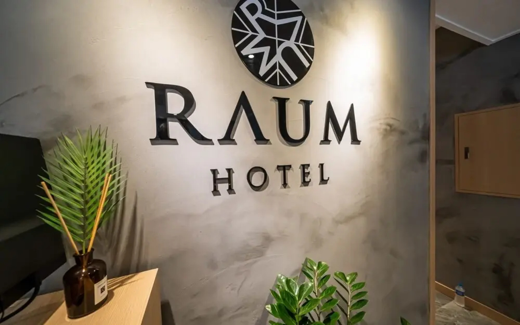 Osan Hotel Raum