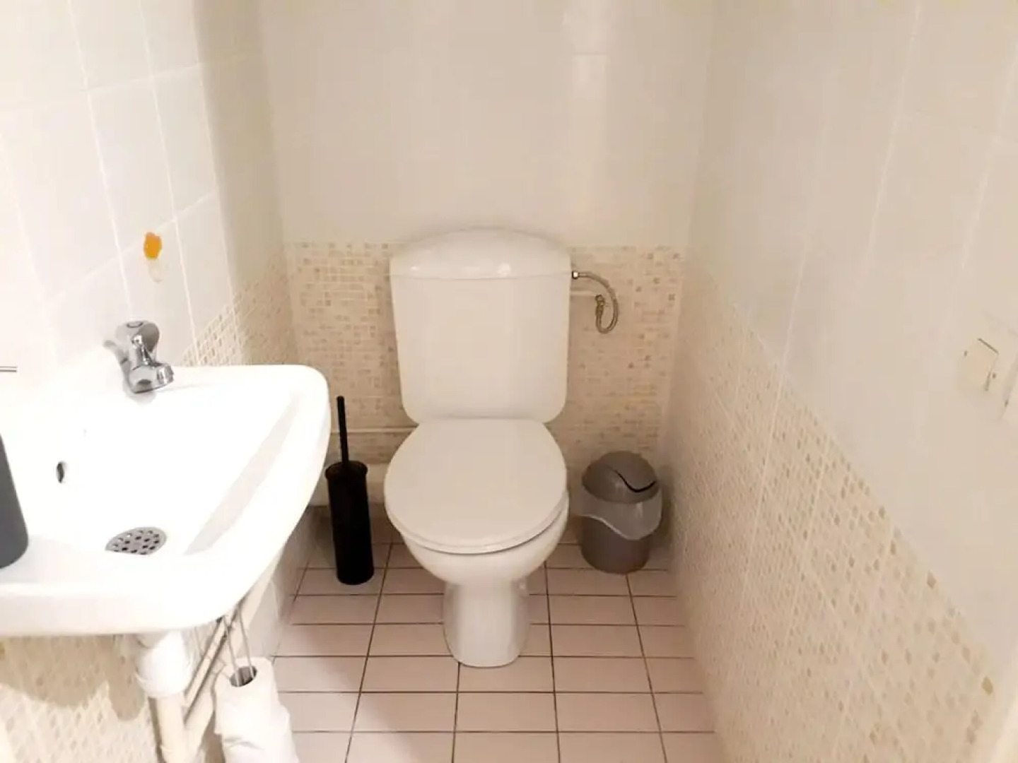 Apartment With 2 Bedrooms in Trouville-sur-mer, With Wonderful sea View, Enclosed Garden and Wifi