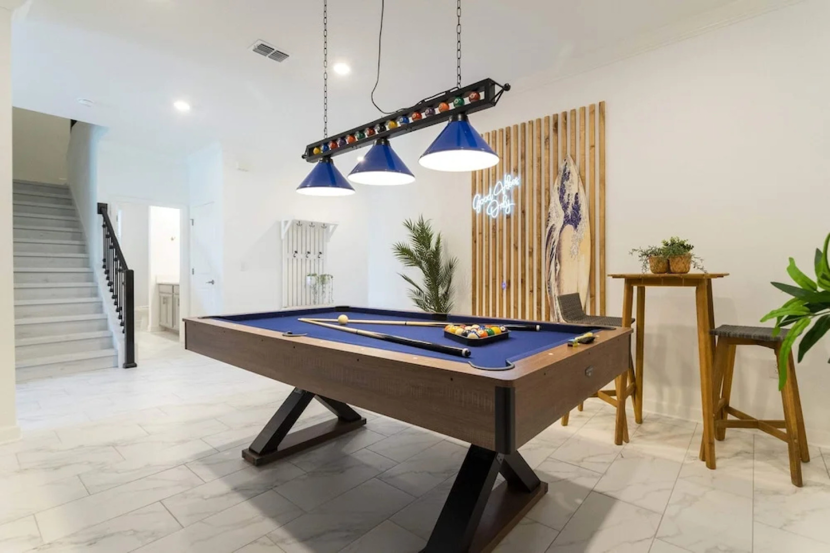 Gorgeous 8B 7BA Melbournbeach w Pool Dock Beach