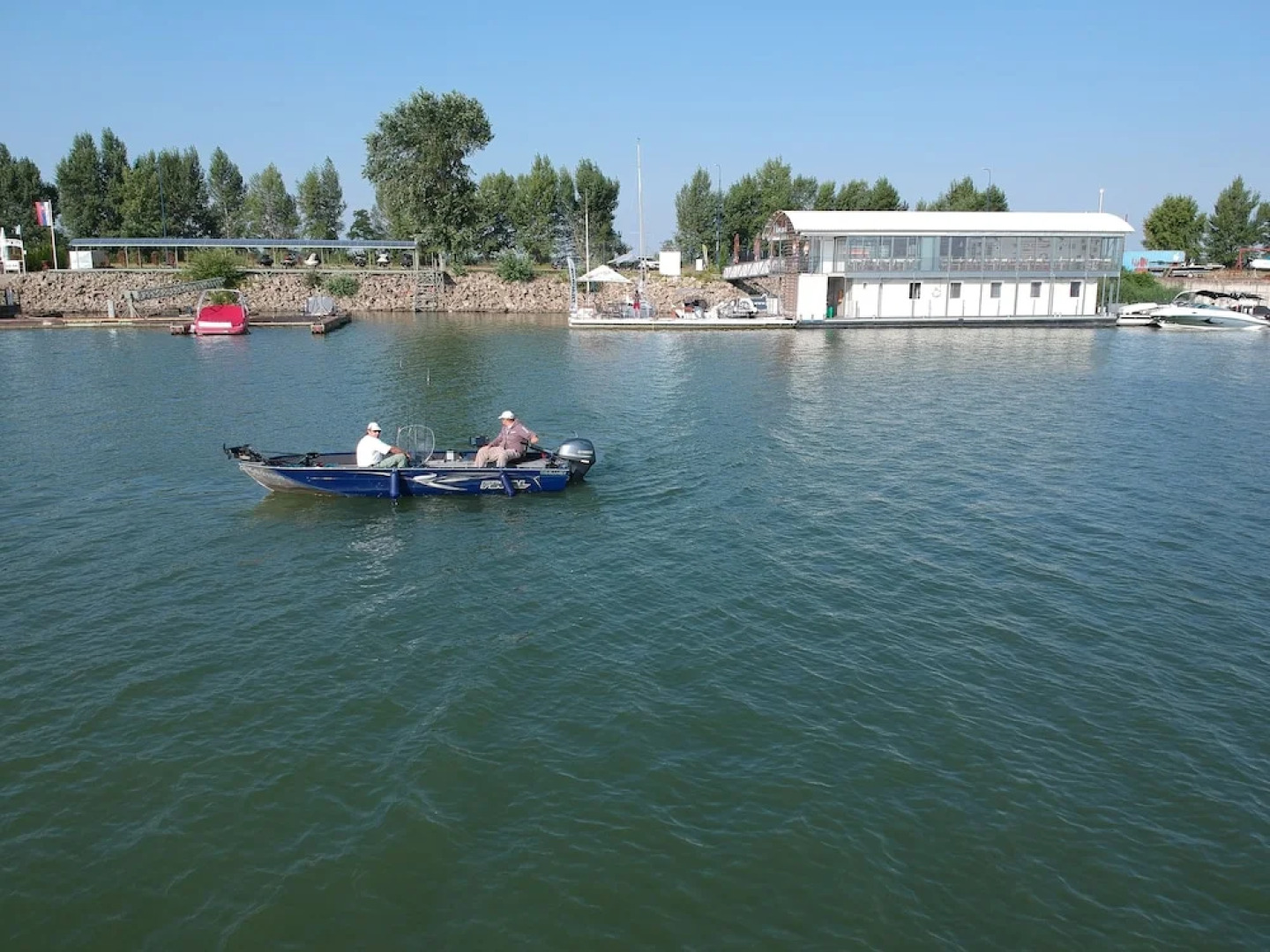 Yachter Club Modra Cajka
