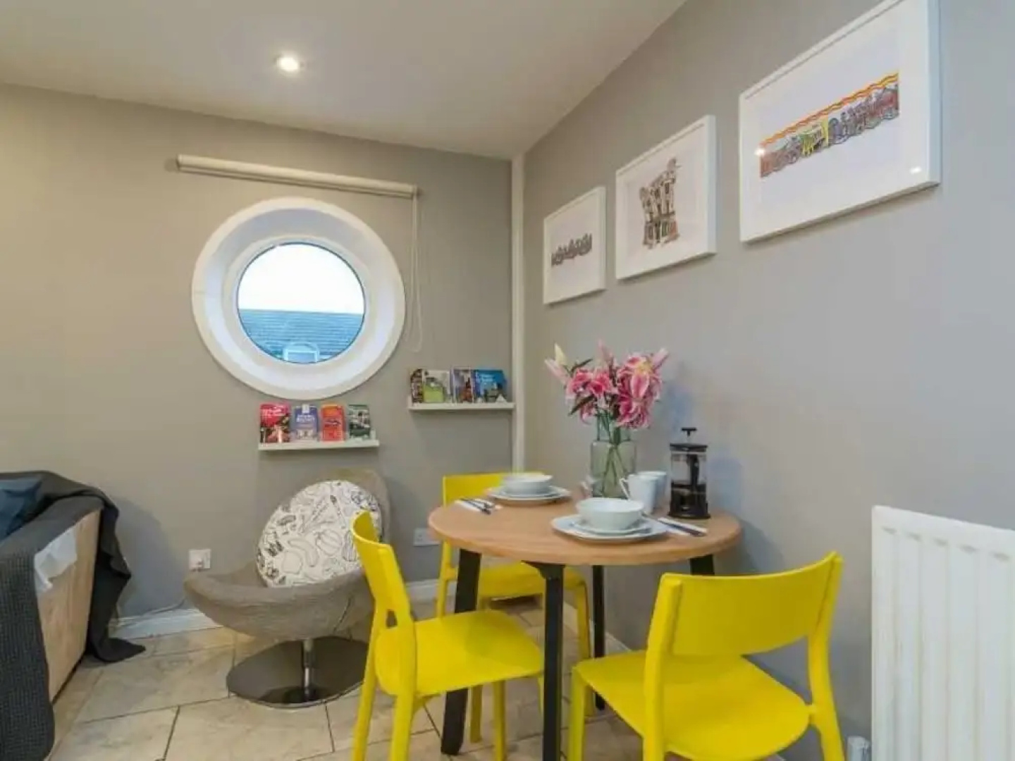 Belfast City Centre Apartment