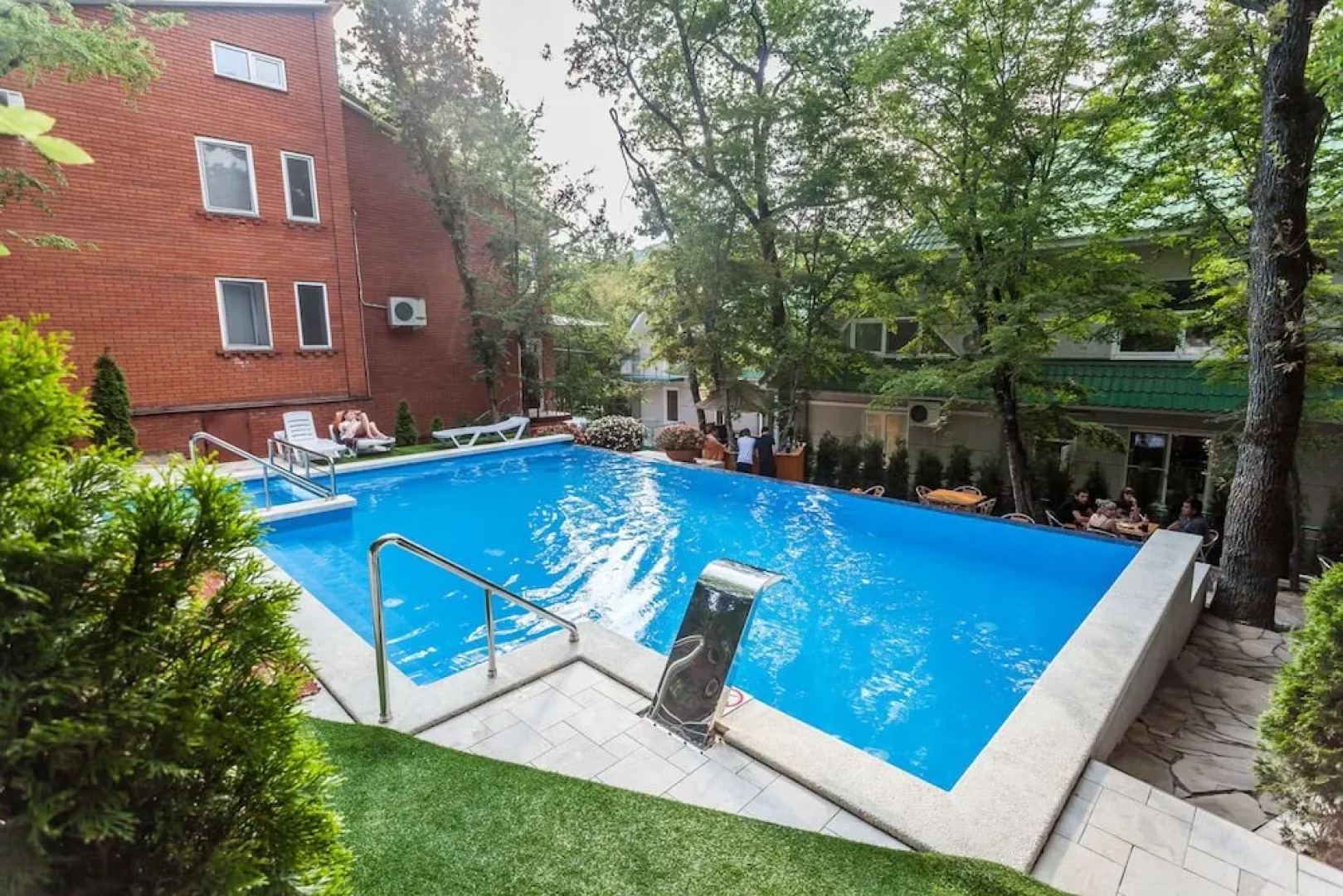 Hotel complex Villa Alla