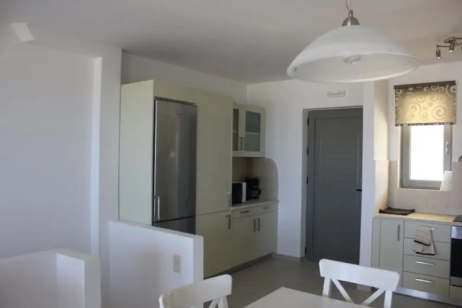 Elegant, Modern With Shared Swimming Pools