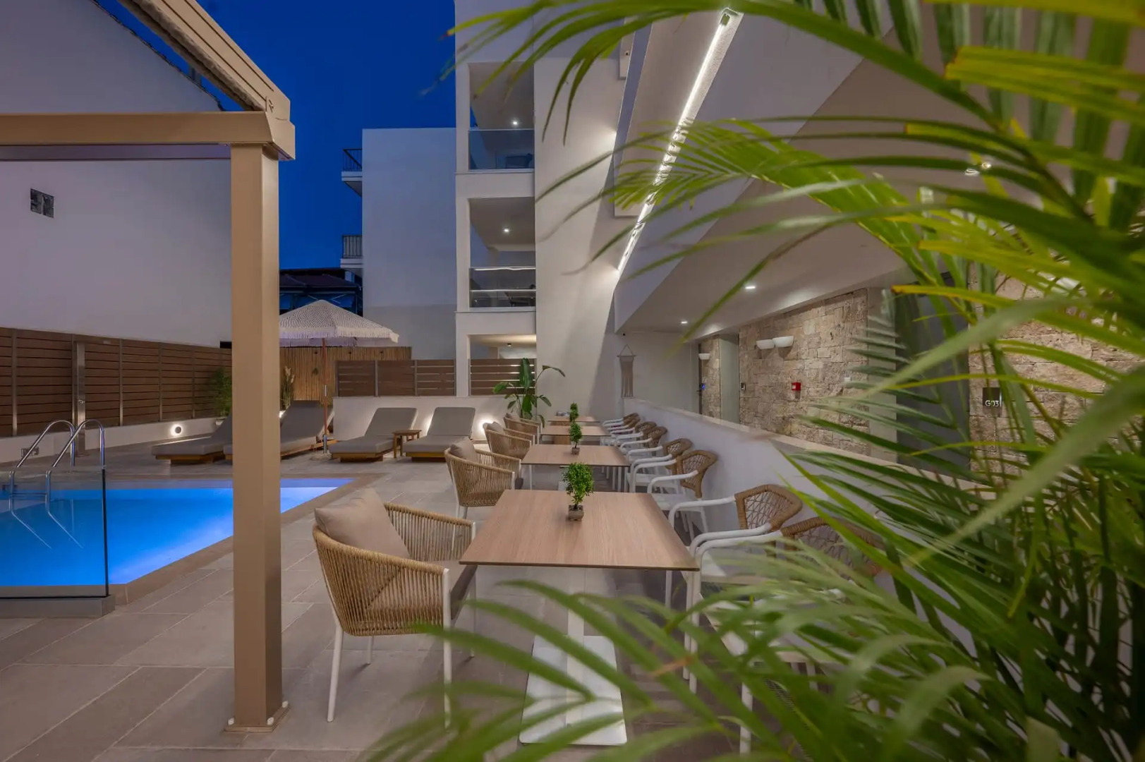 Sandy Seaside Suites