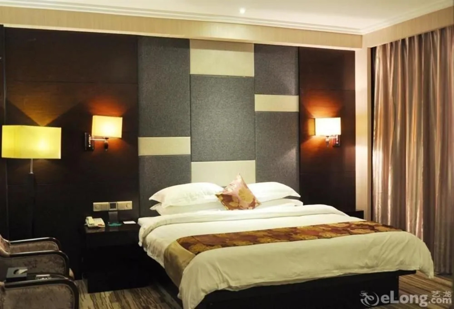 Juli Liupanhong Hotel