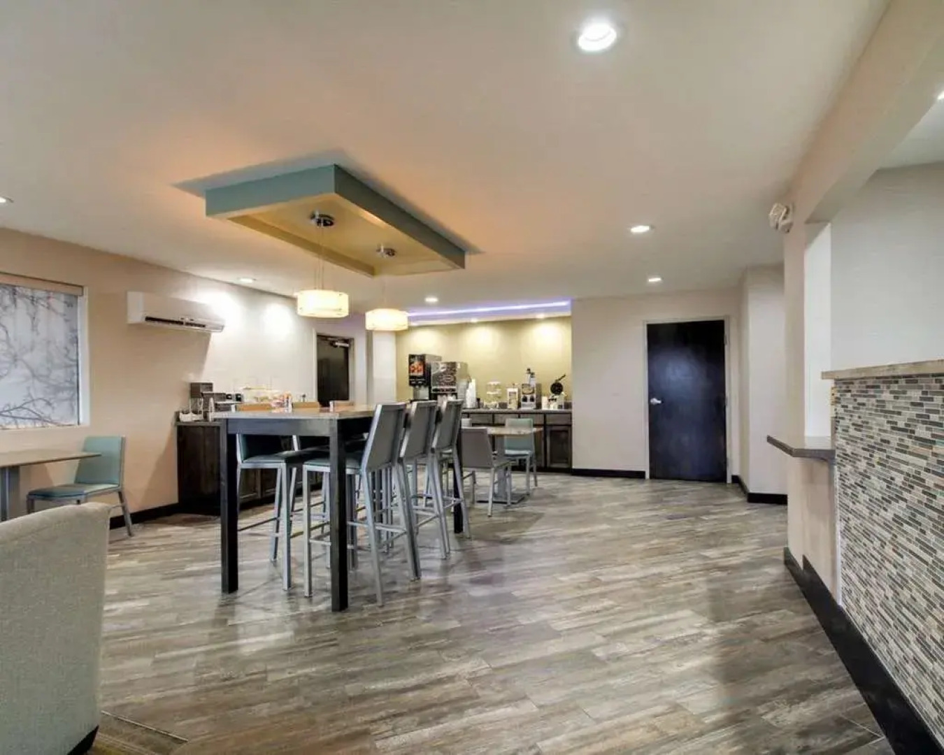 Отель by Best Western Richland