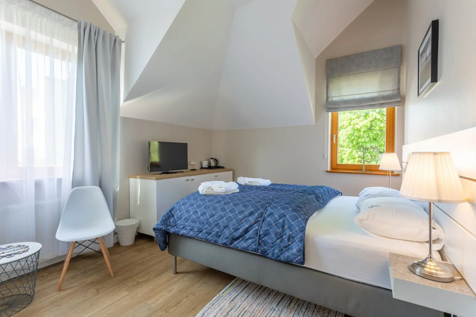 Willa 4 Pory Roku Uznam