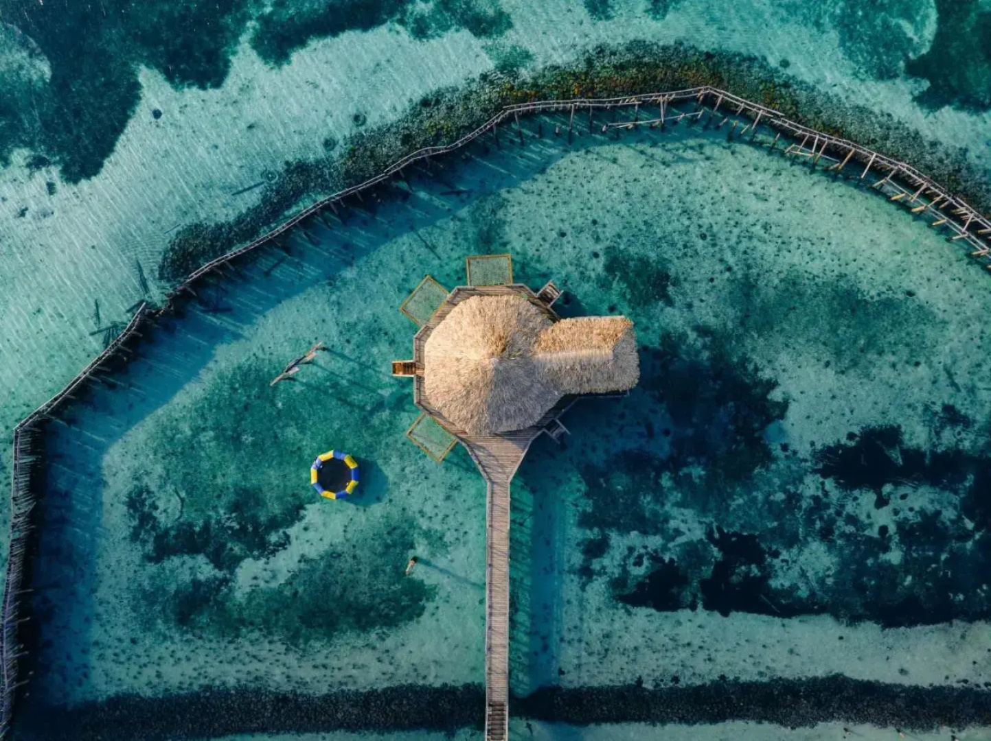 Thatch Caye Resort a Muy'Ono Resort
