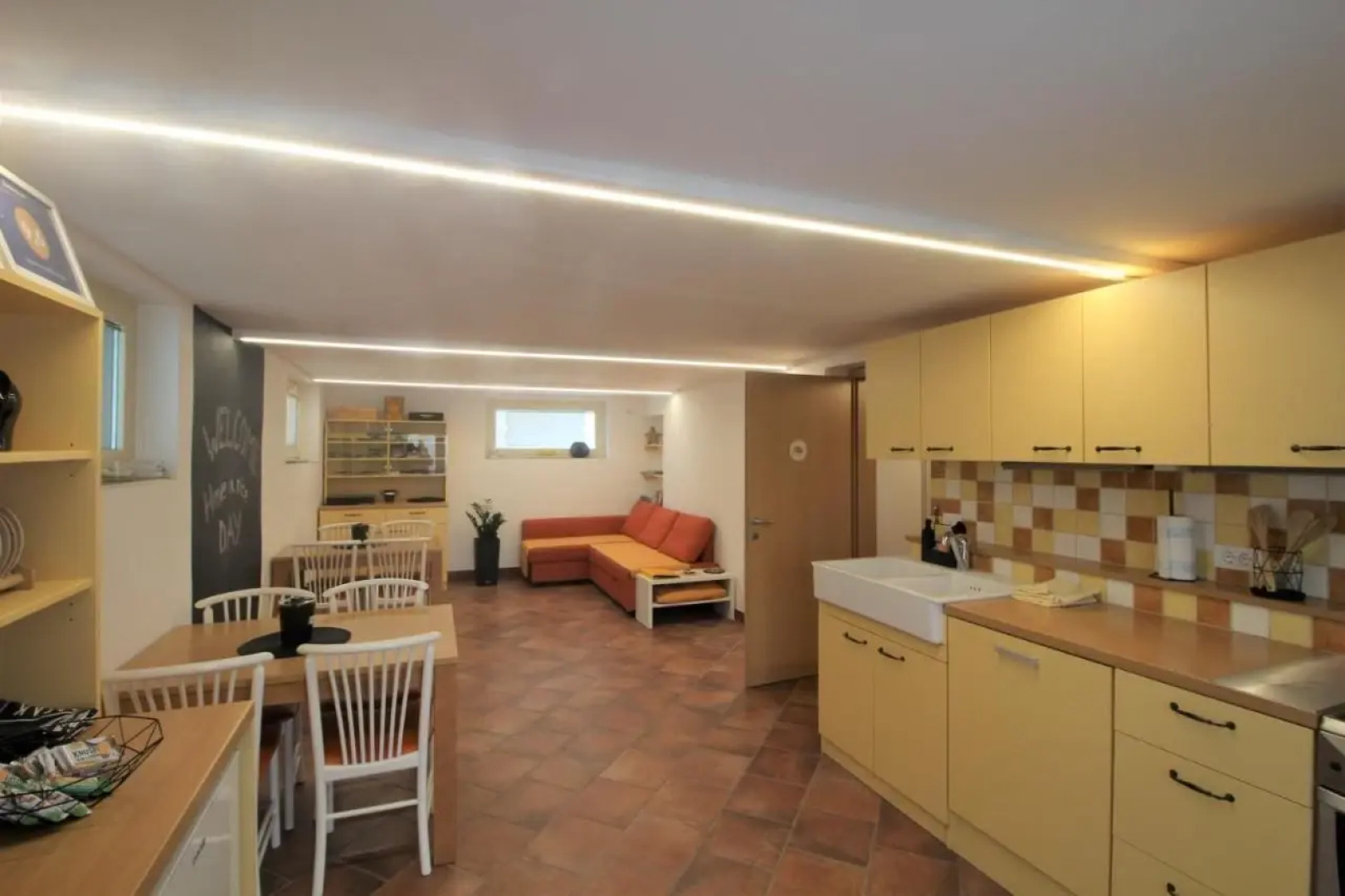 Apartment and Rooms HISA SONCA