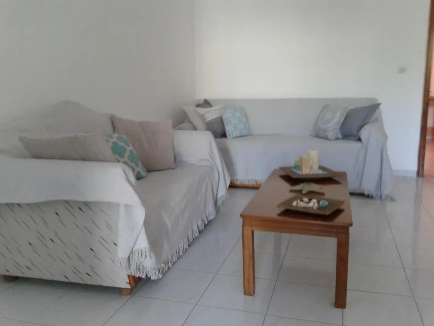 Merryland Studios & Apartments