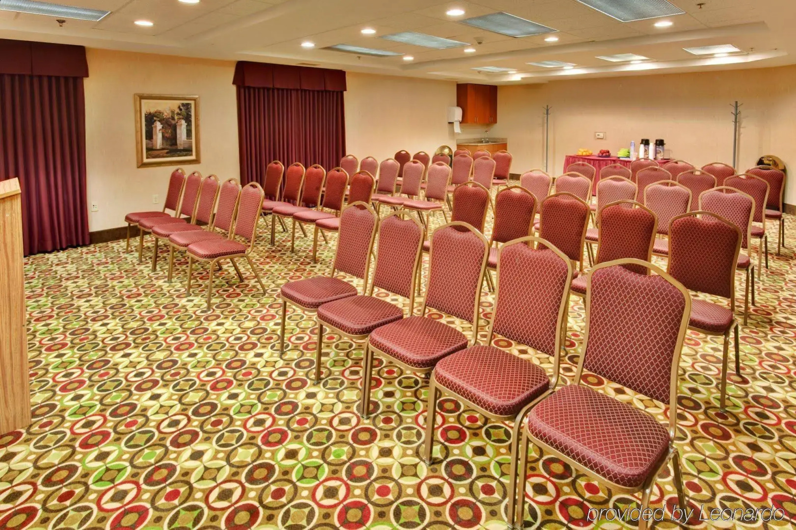 Holiday Inn Express Hotel & Suites Southfield - Detroit