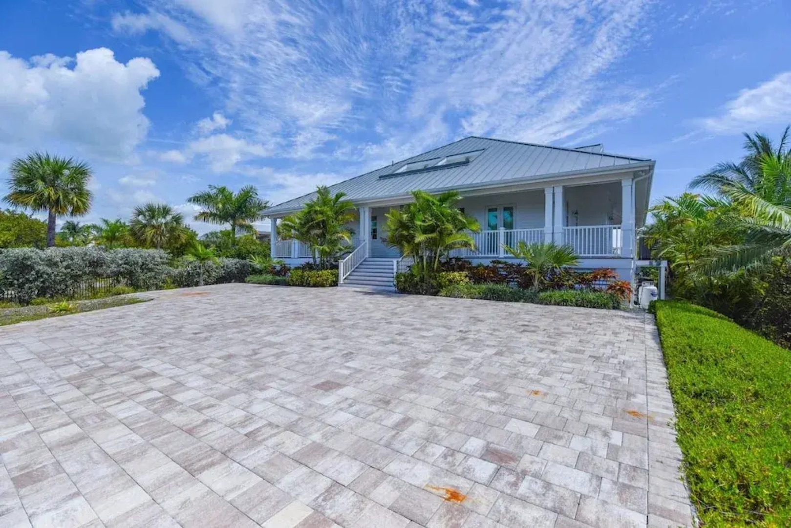 Suncoast House by Brightwild Pool Boat Dock