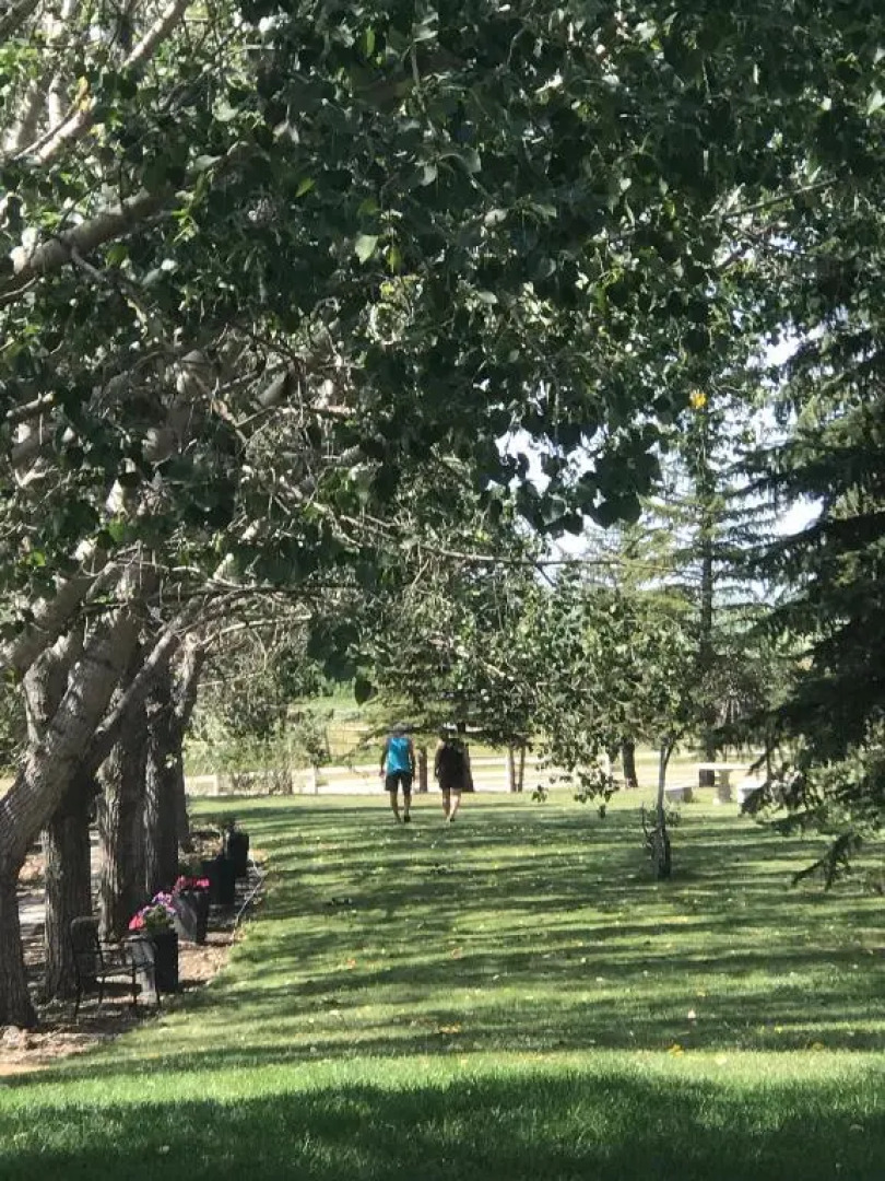 Rolling Hills Country Resort Bed and Breakfast