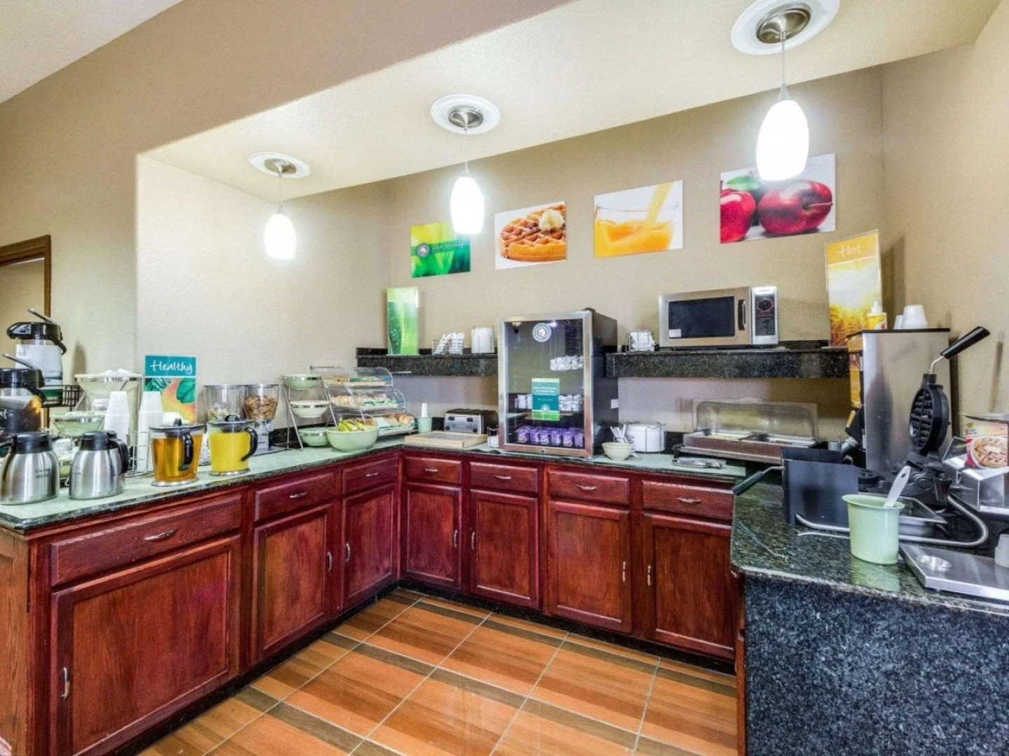 Econo Lodge Inn & Suites Eagle Pass