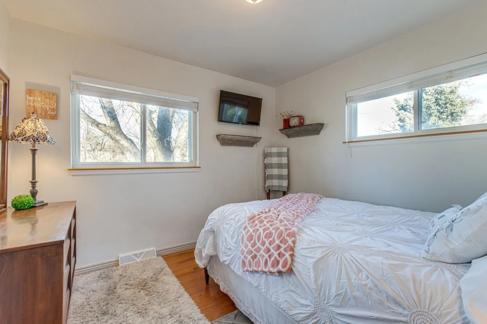 10 Mi to Dtwn Denver: Lakewood Home w/ Patio