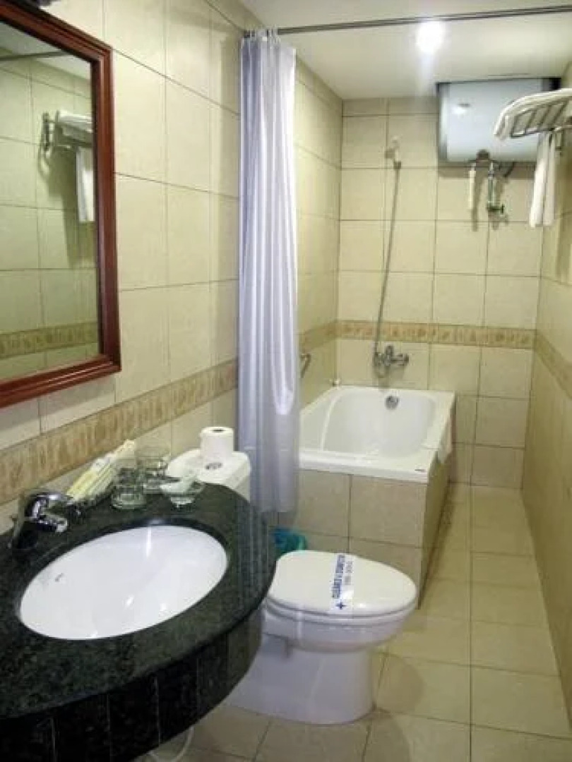 Prince Hanoi - 41 Bat Su