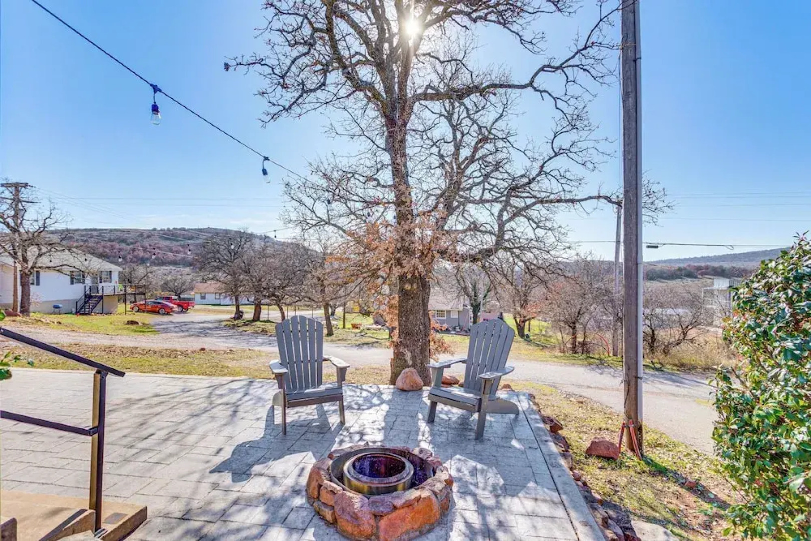 1/2 Mi to Lake Lawtonka: Mtn-view Haven!