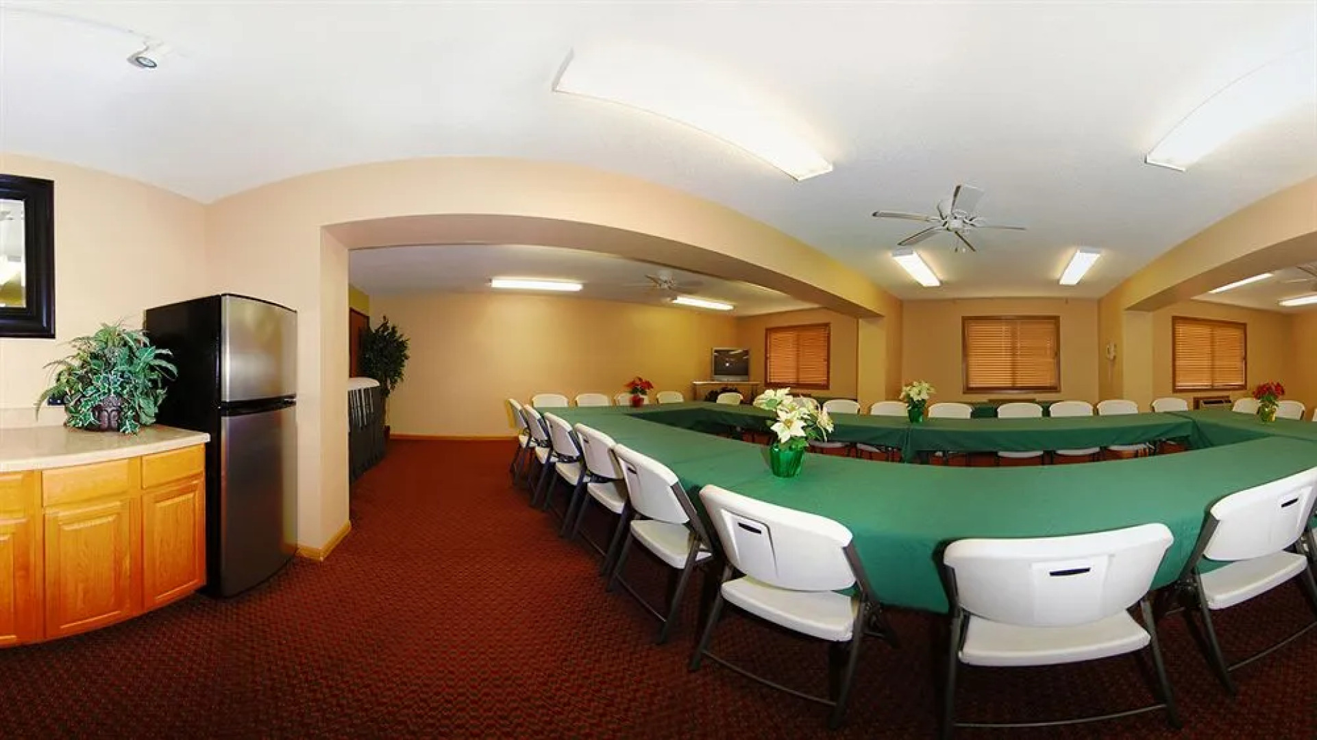 Econo Lodge Inn & Suites Bettendorf