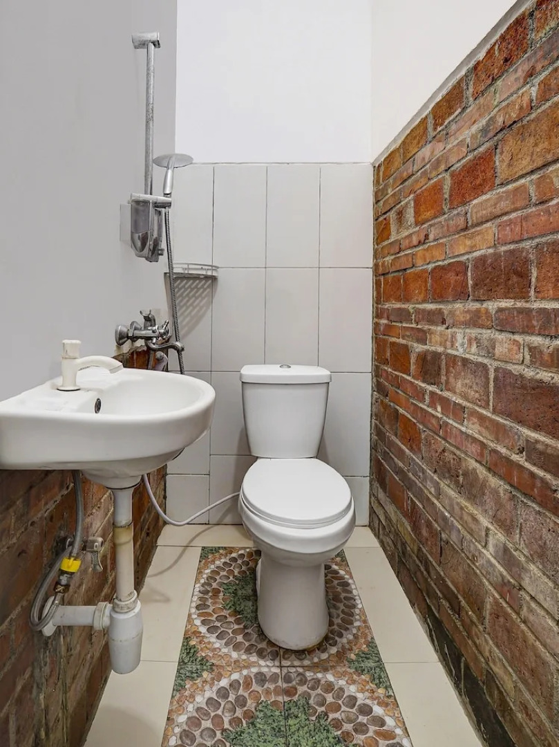 Hotel O Guesthouse King Puntodewo