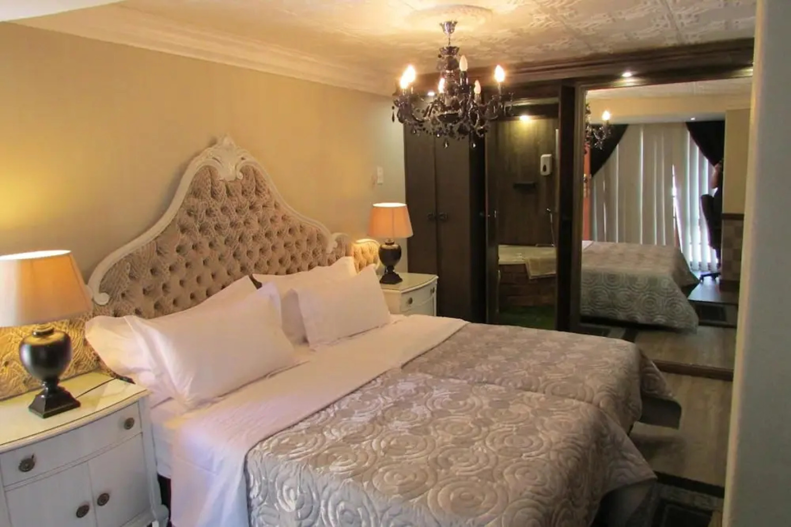 Belurana Collection Victoria Manor