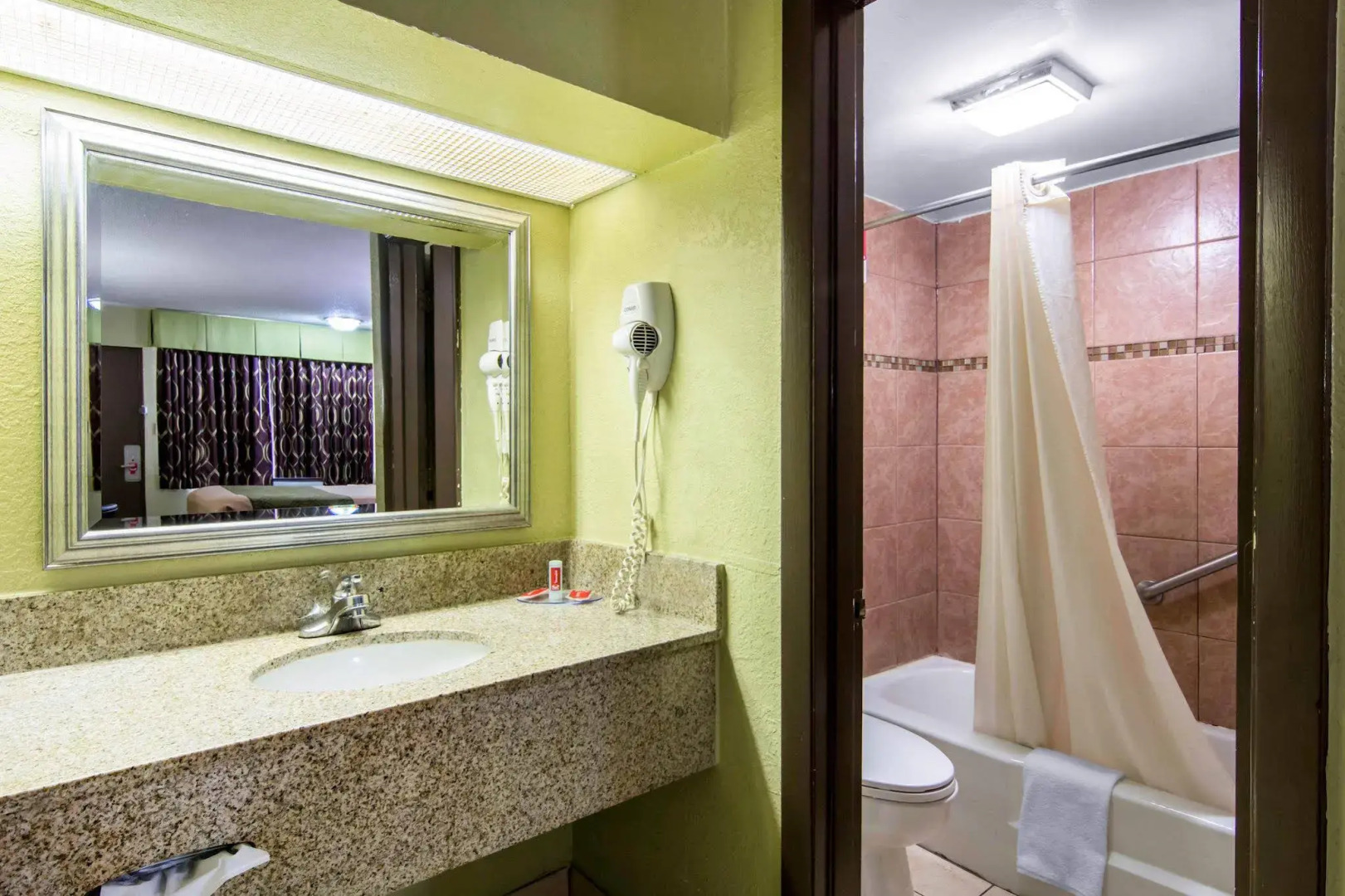 Econo Lodge Weldon - Roanoke Rapids