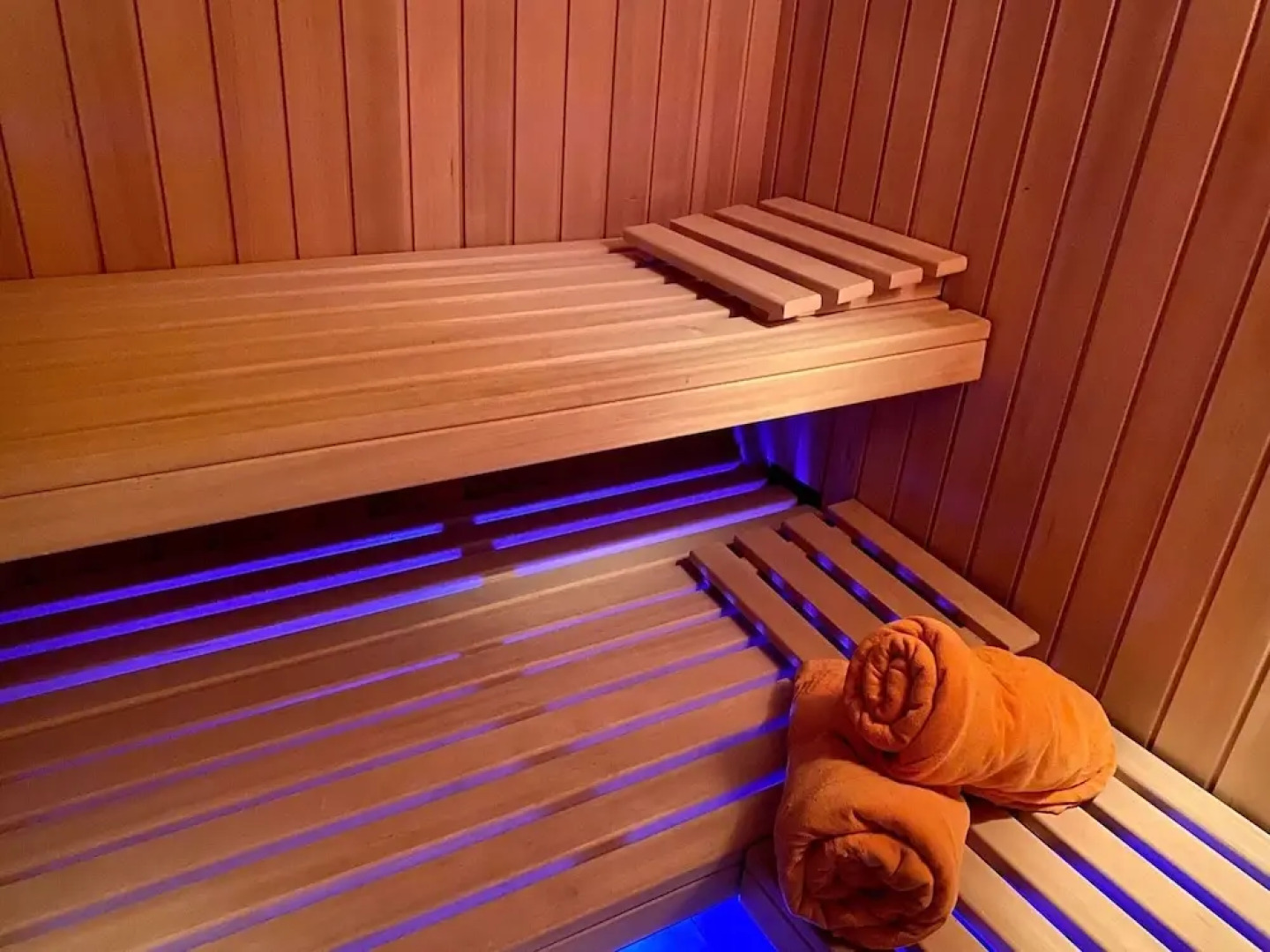 Beautiful Villa Consisting of two Houses With Private Pool, Near Pula and Beach