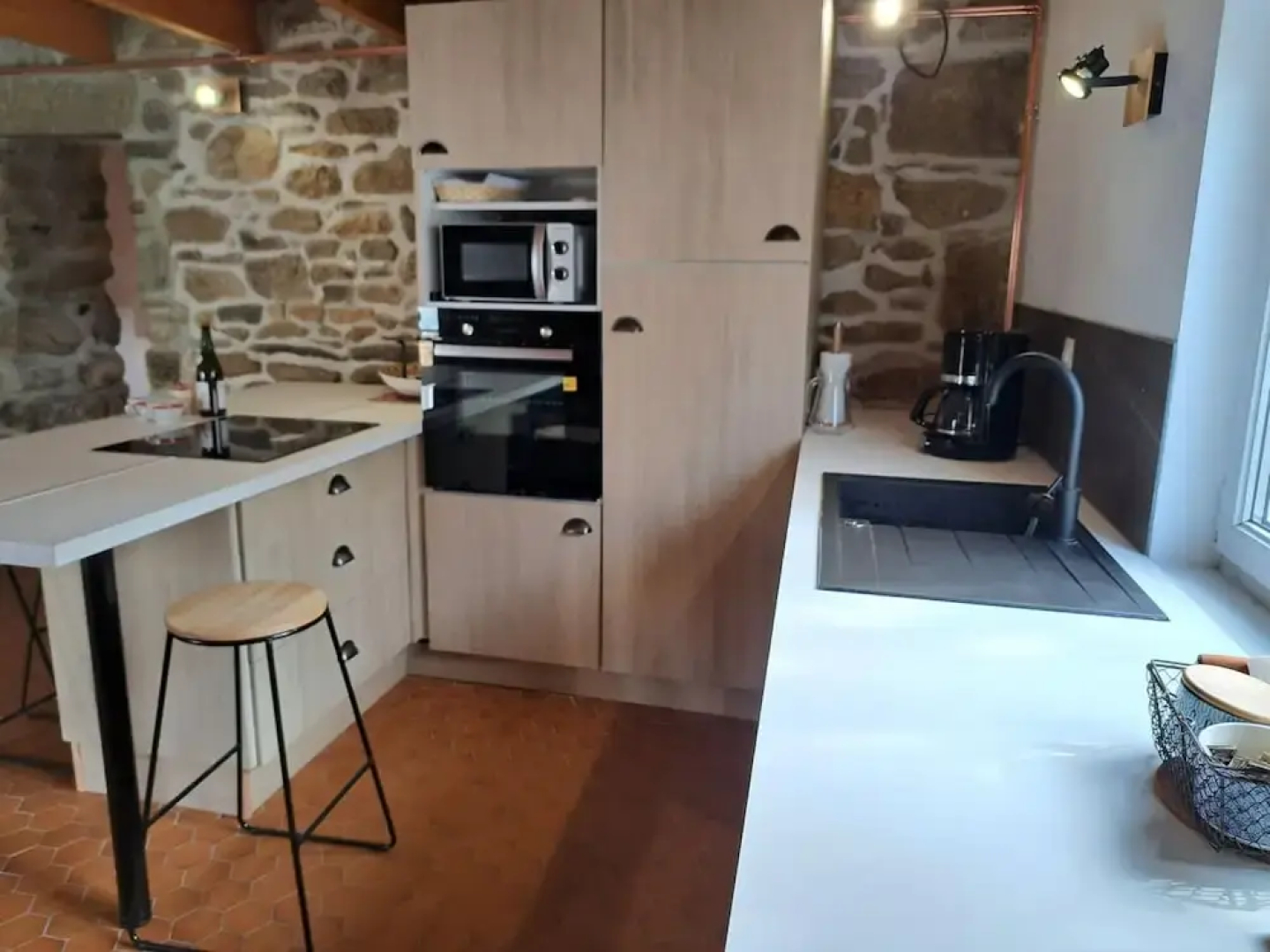 Comfortable Cottage Close to the Beach, Portsall, 2 Canoes