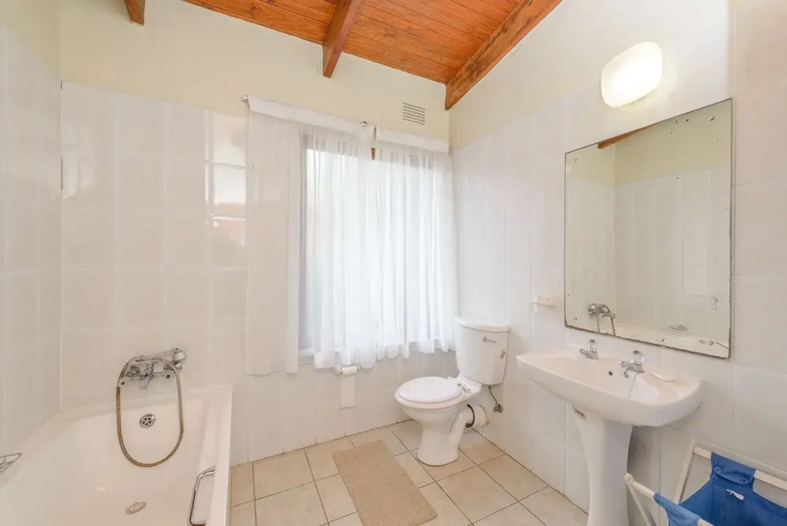 San Lameer Villa Rentals 12101