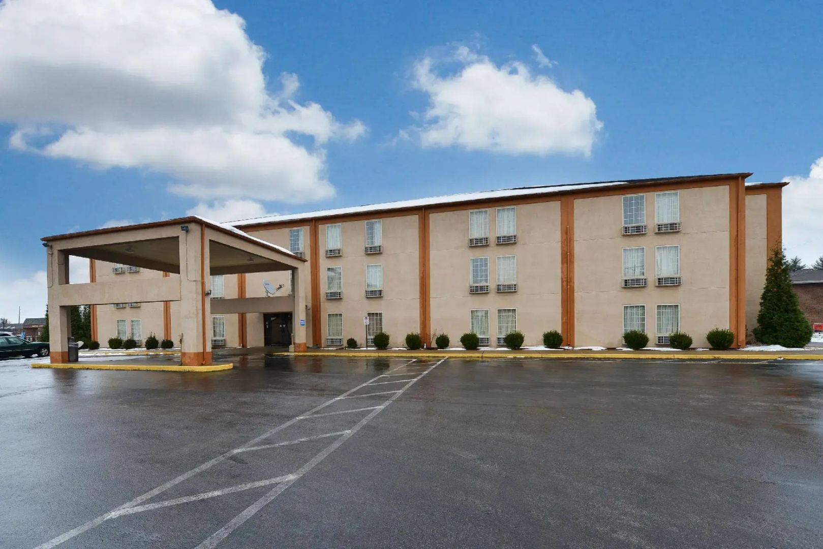 American Inn Evansville