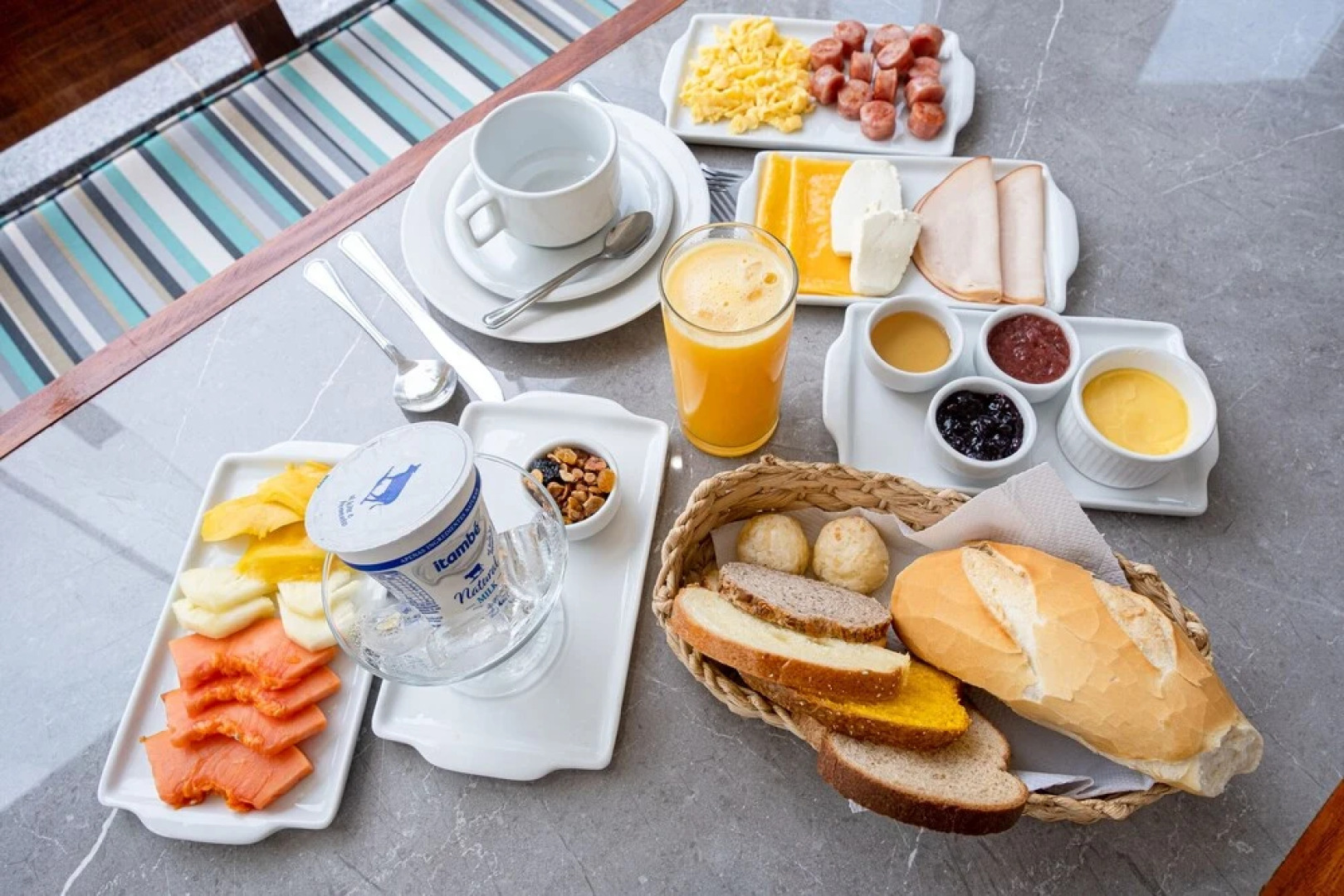 Bliss Hotel Vale do Café