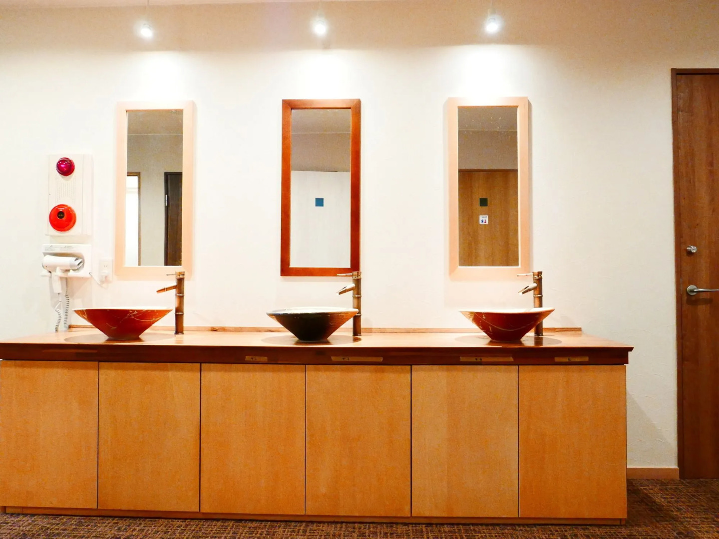 K's House Kanazawa - Travelers Hostel