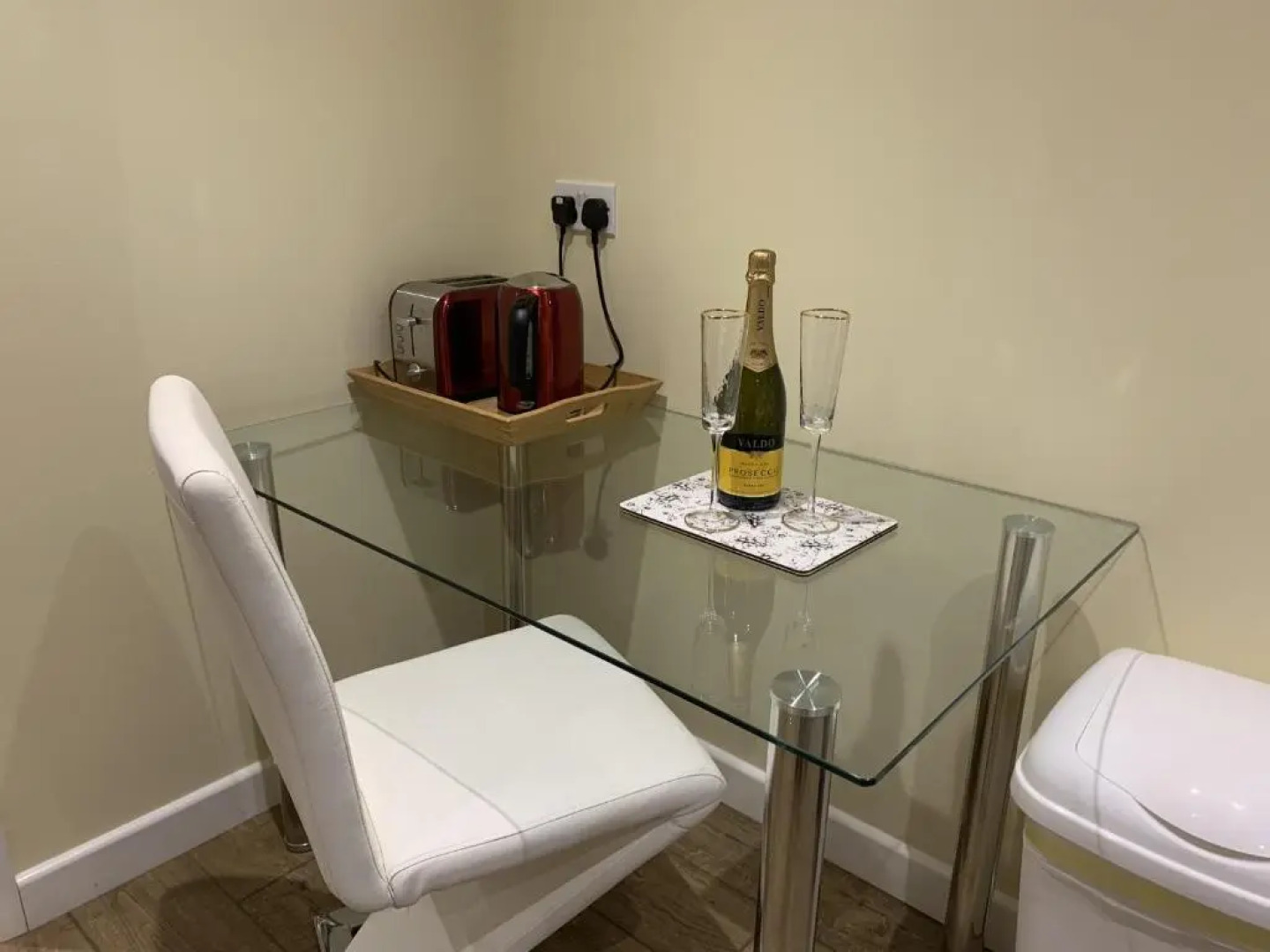 Southernwood - Garden Lodge 10