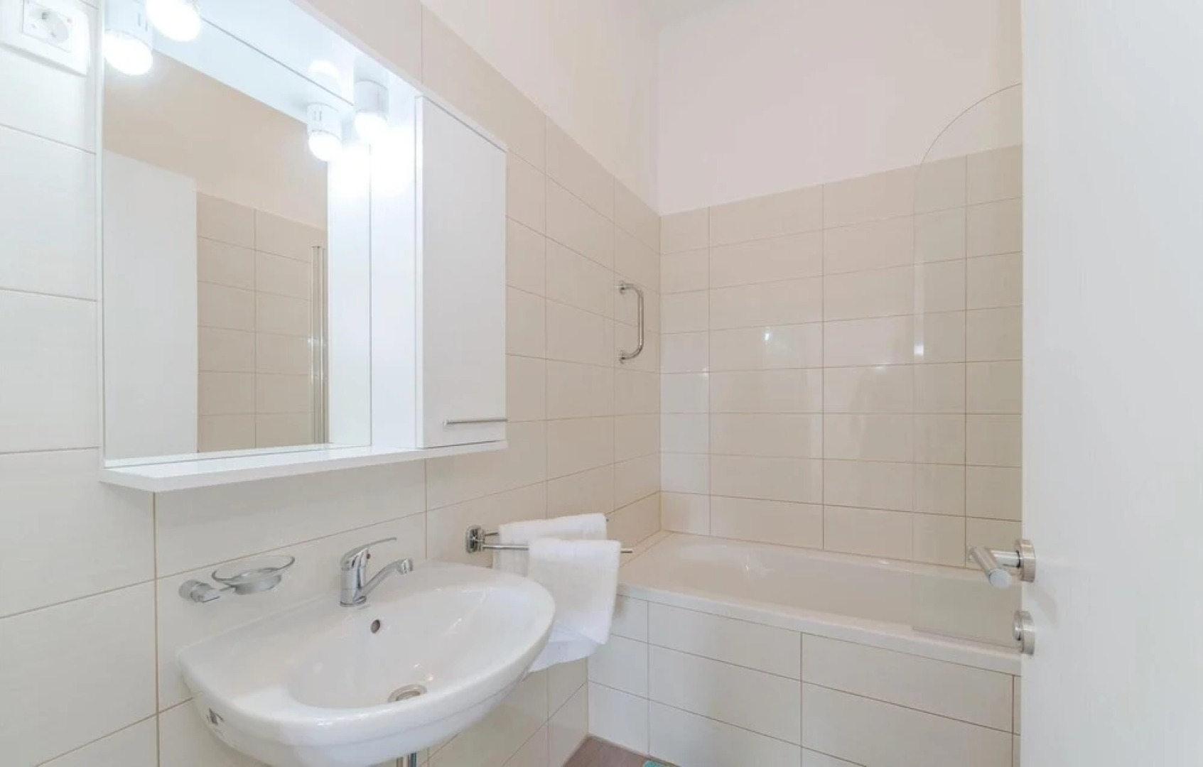 Awesome Home in Veli Rat With Wifi and 2 Bedrooms