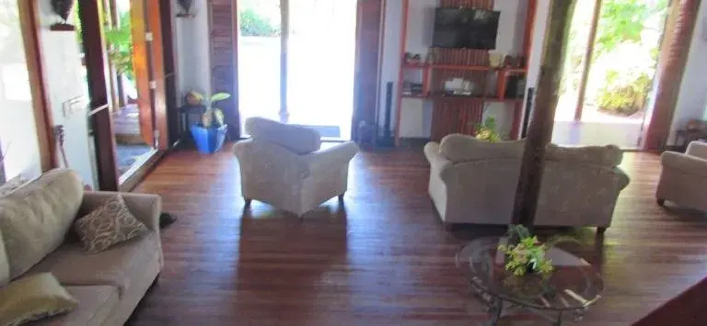 Devos - The Private Residence