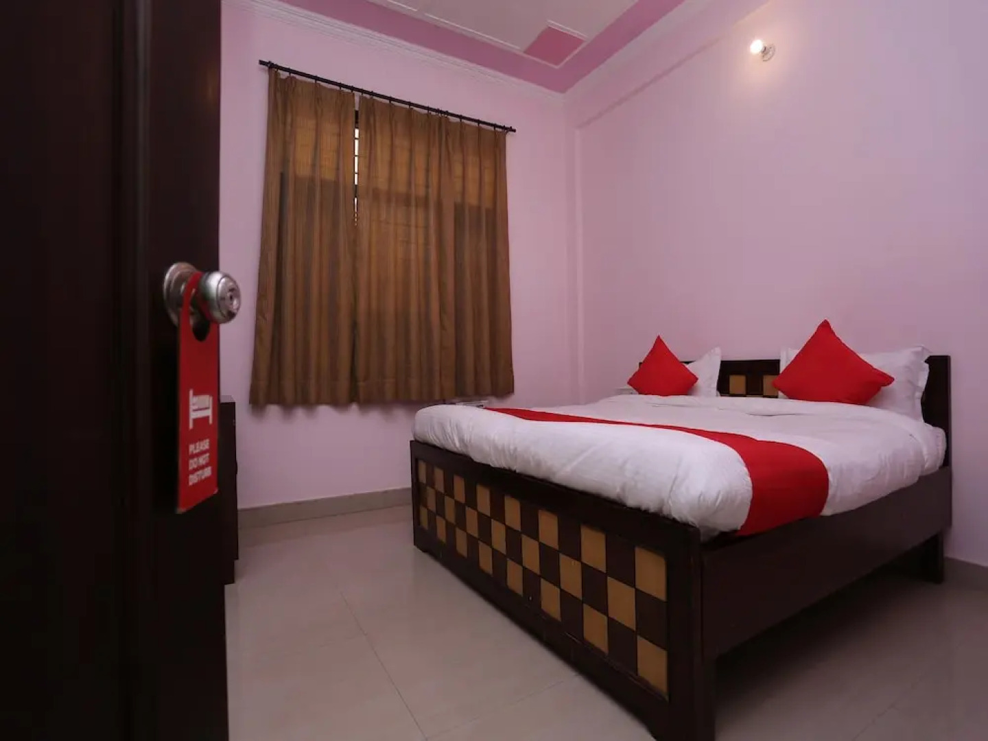 Hotel Star By OYO Rooms