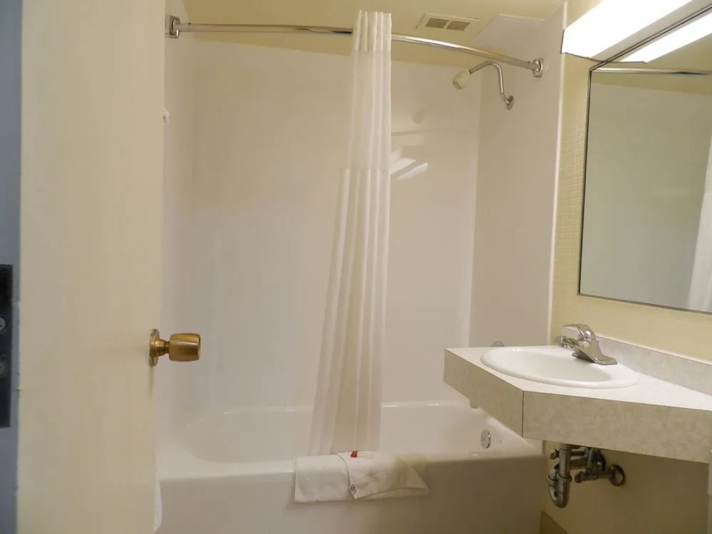 Clarion Pointe Rhinelander Downtown