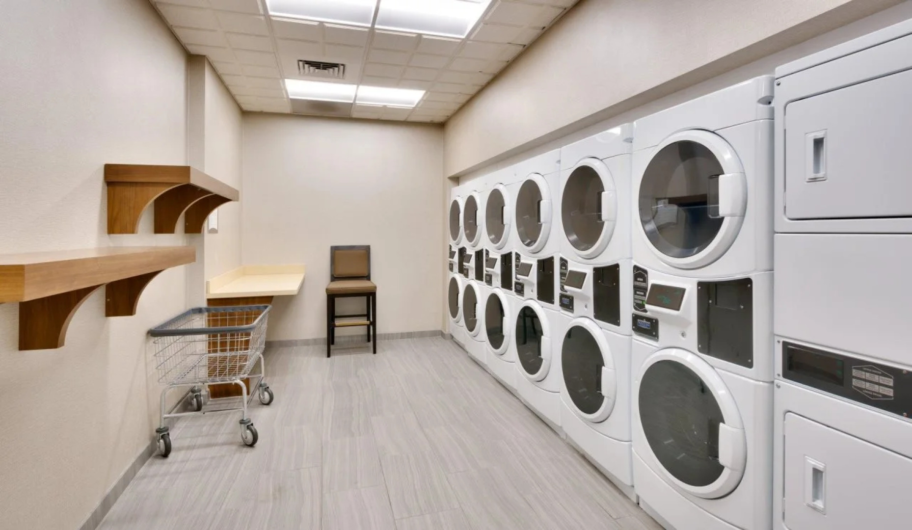 Staybridge Suites Gainesville I-75 by IHG