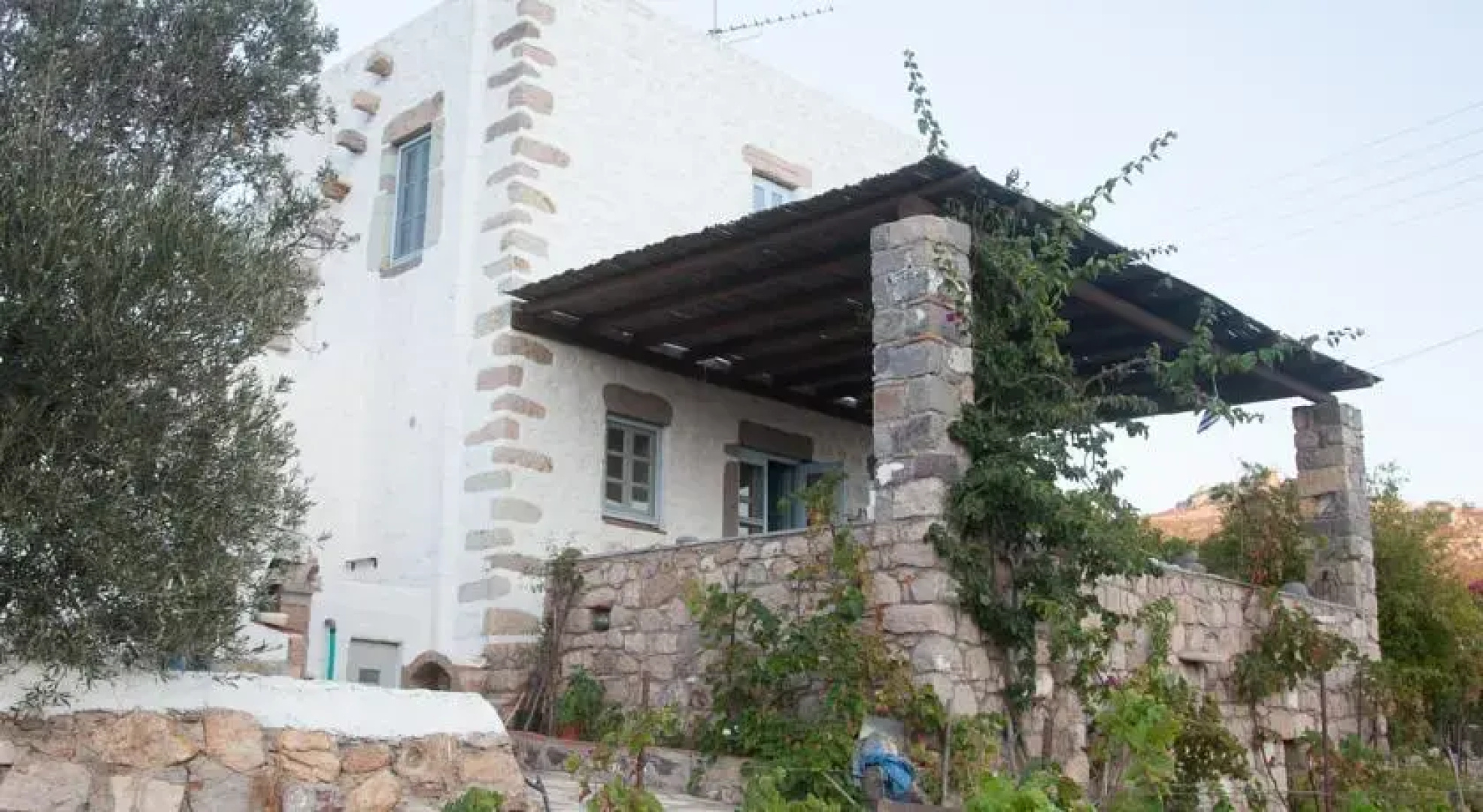 Ampelonas Country House