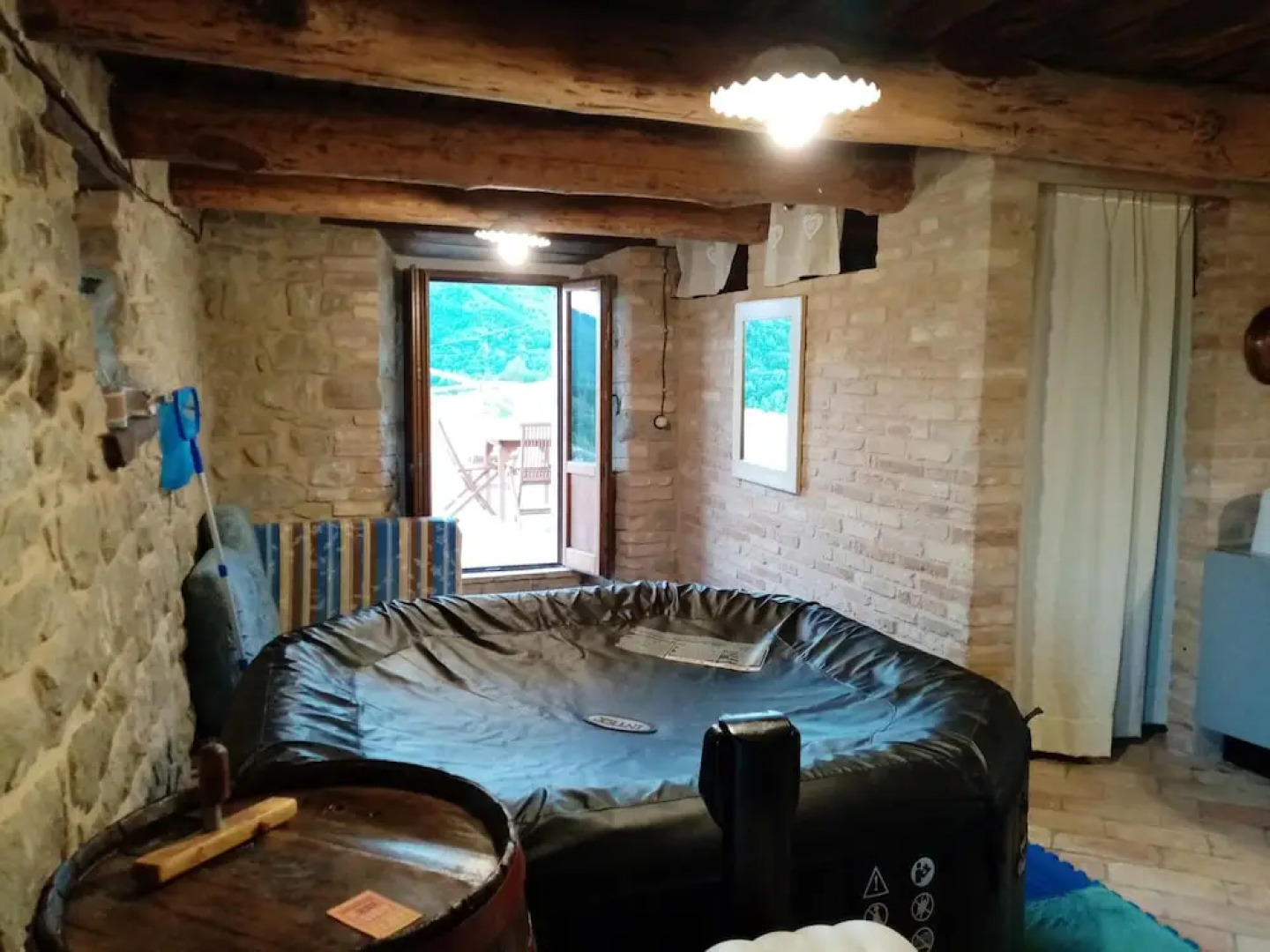 Chalet With 2 Bedrooms in Meschia, With Wonderful sea View and Furnished Garden Near the Slopes