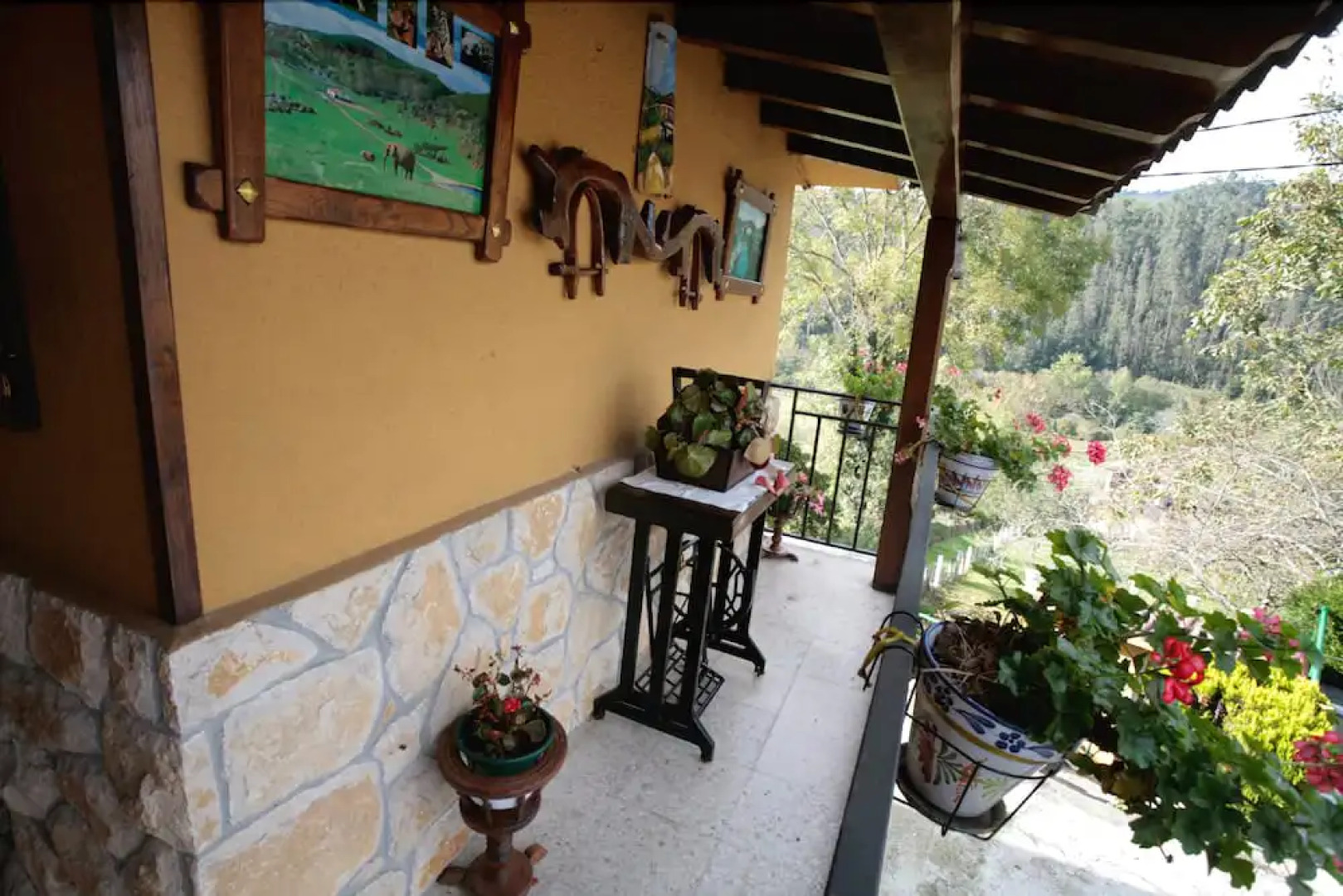 Apartamentos Turisticos Castiello