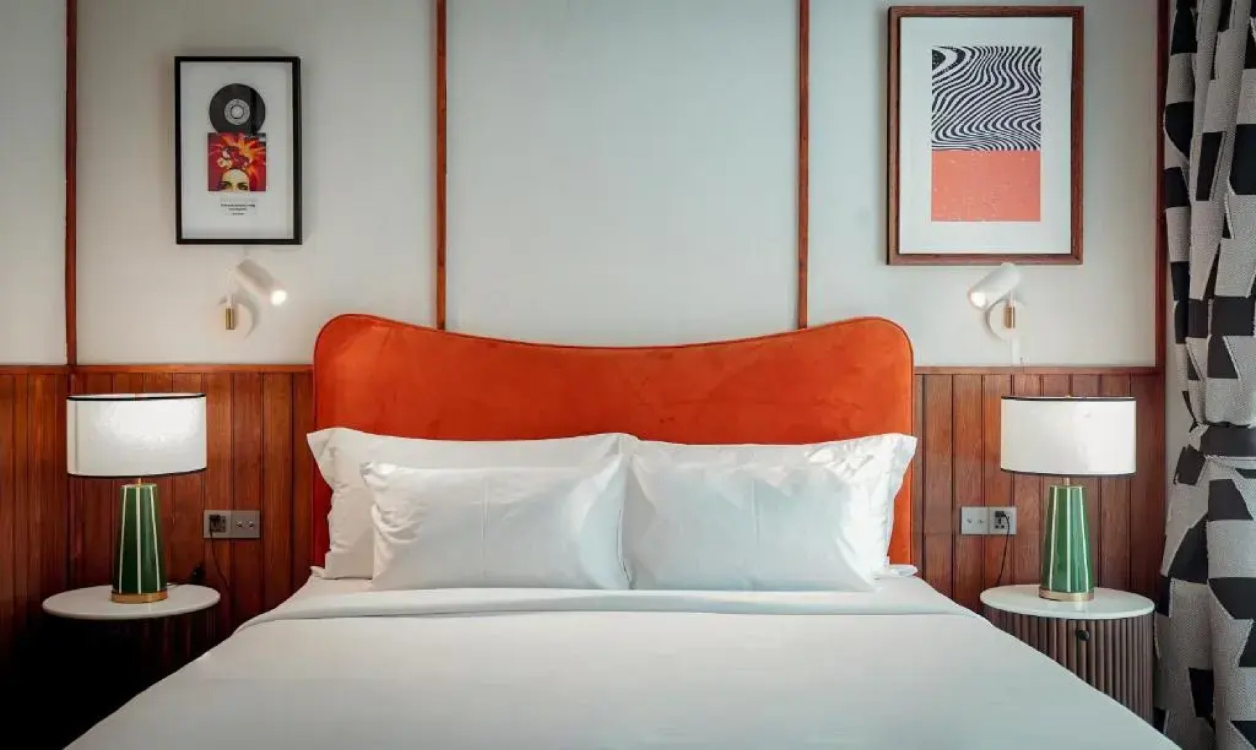 Sugar Marina POP, Kata Beach