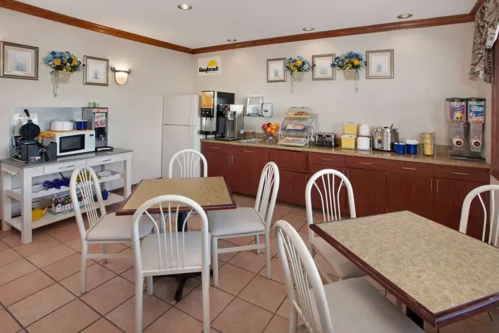 Days Inn & Suites Kokomo