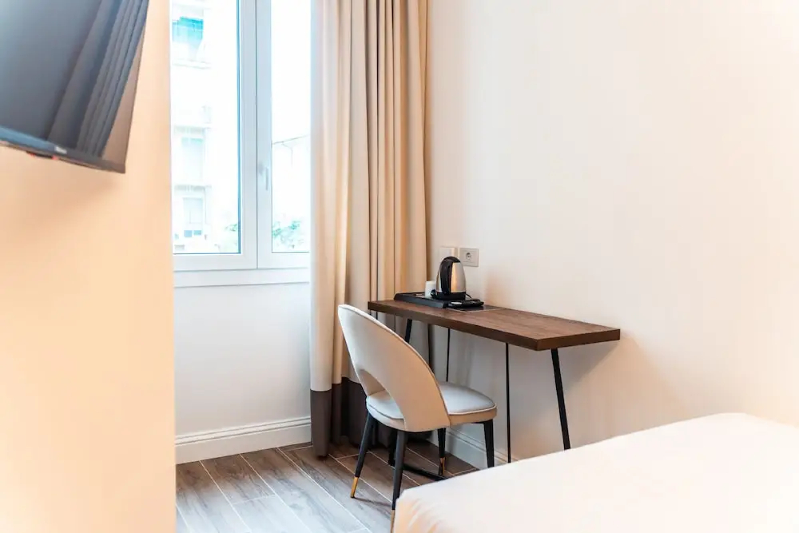 Hotel Meublé Moderno