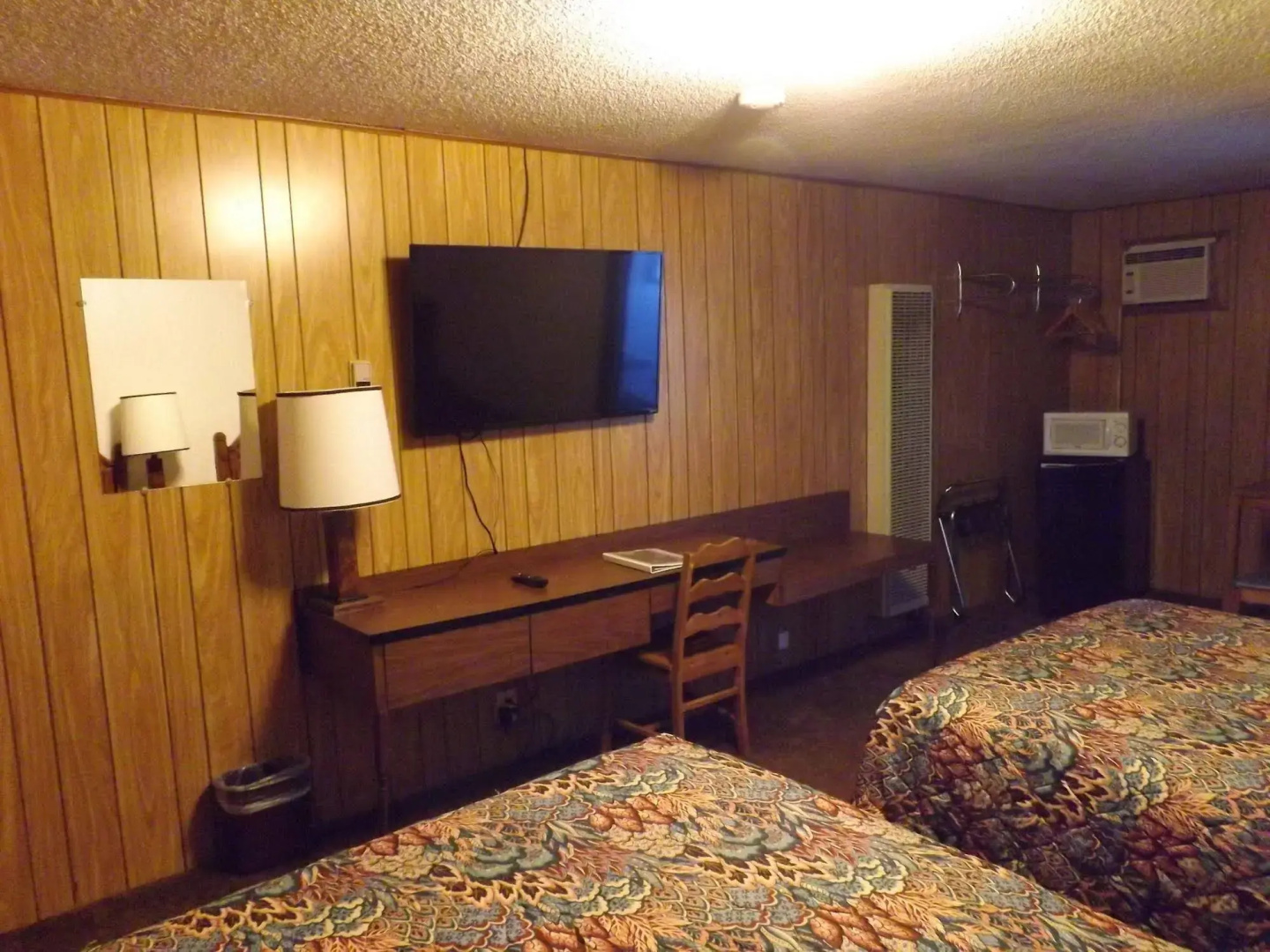 Bells Motor Lodge Motel - Spearfish