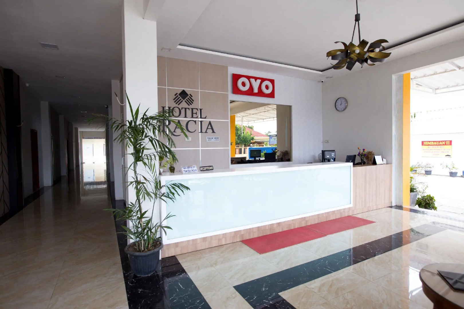 Hotel Gracia by OYO Rooms