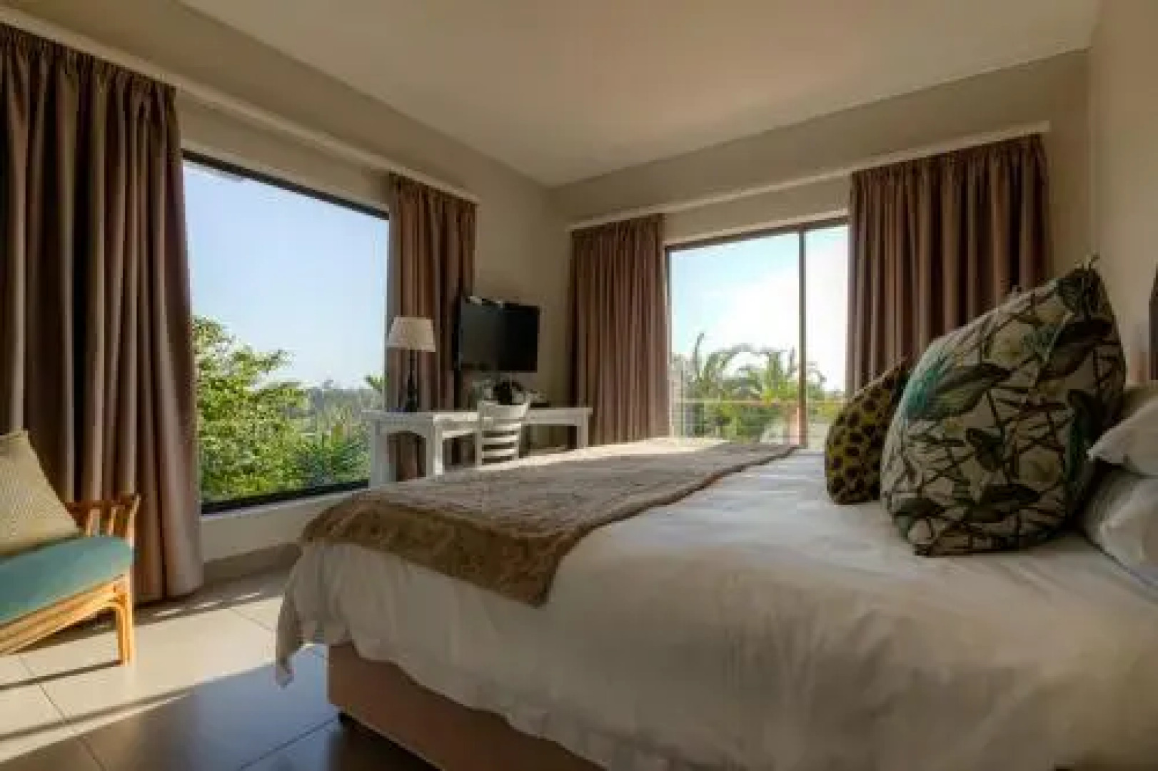 The Ridge Guesthouse