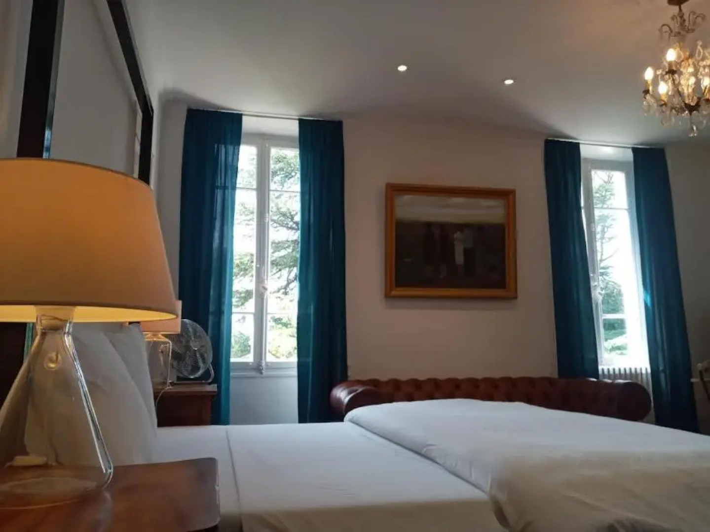 Suite Petite -Nice - 4 SAISONS - Piscine Chauffée Toute l'année -SPA- JACUZZI -MASSAGE- SAUNA - POOL VIEW- Heated Pool 800m city centre Nyons