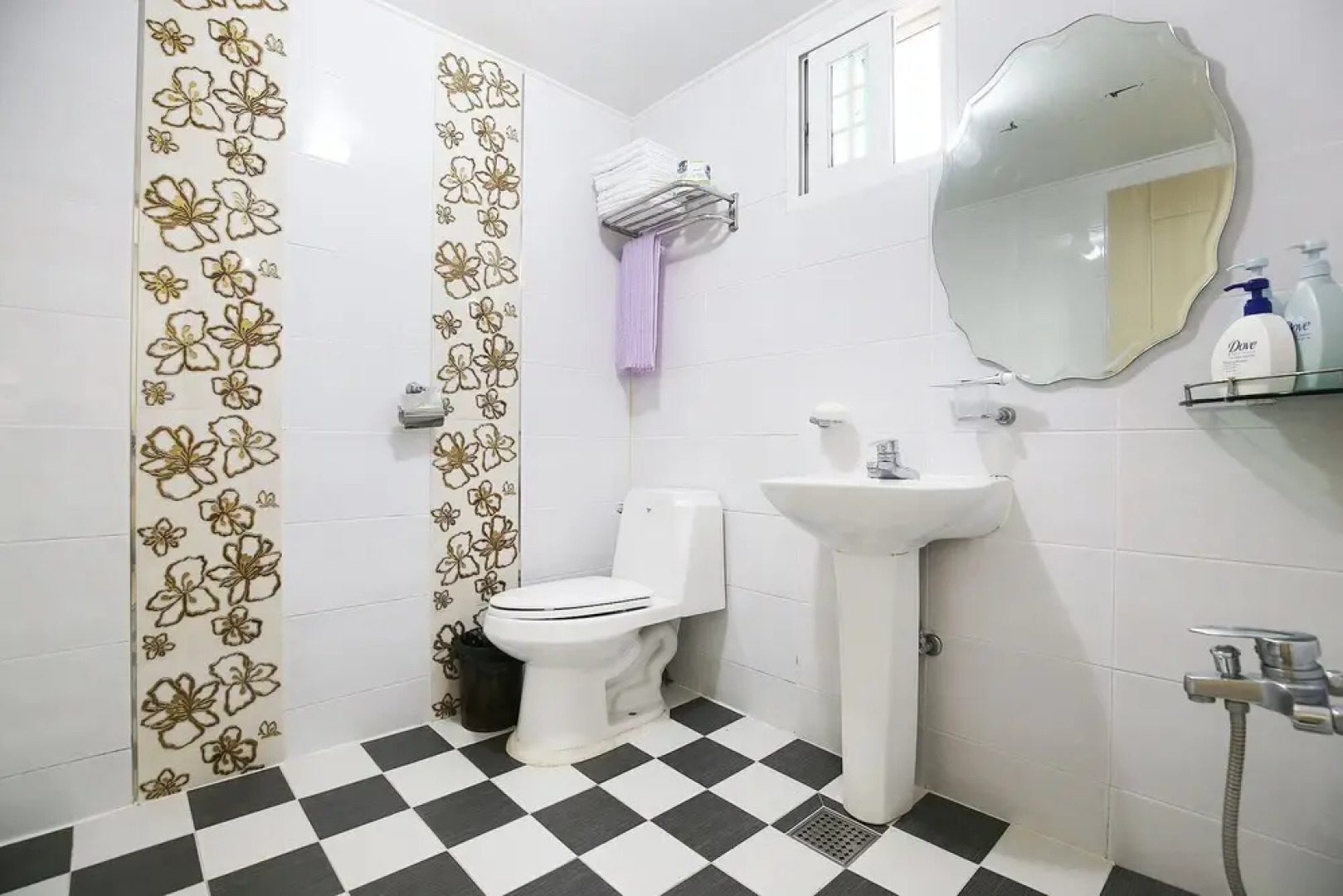 Taean Subichi Castle Pension